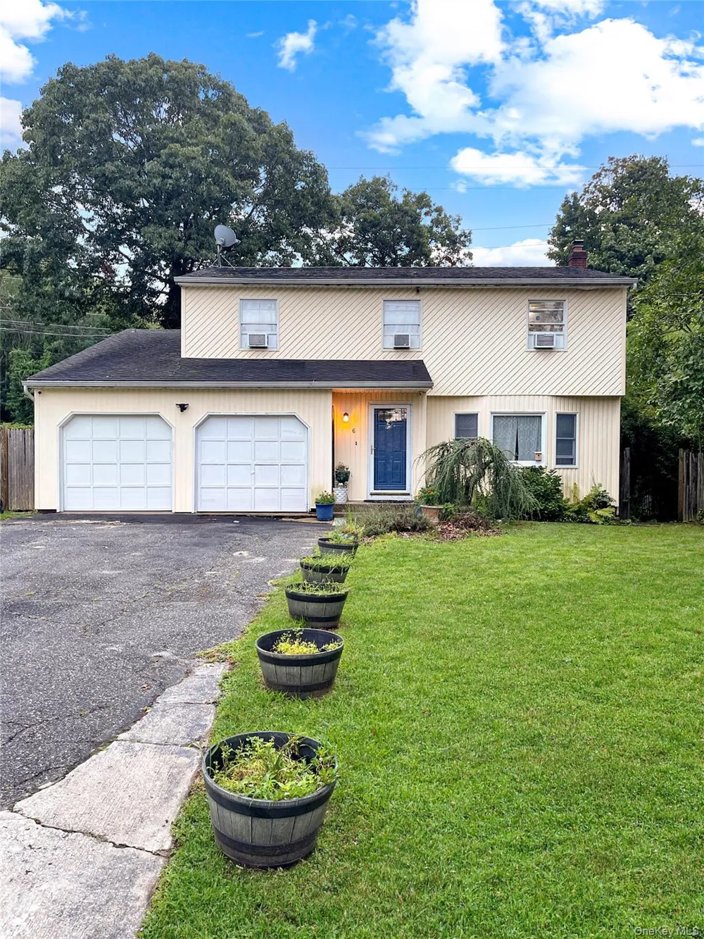 6 4th Avenue Rocky Point, NY 11778