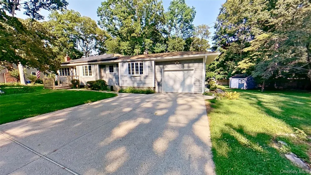 31 Cedar Branch Street Middle Island, NY 11953