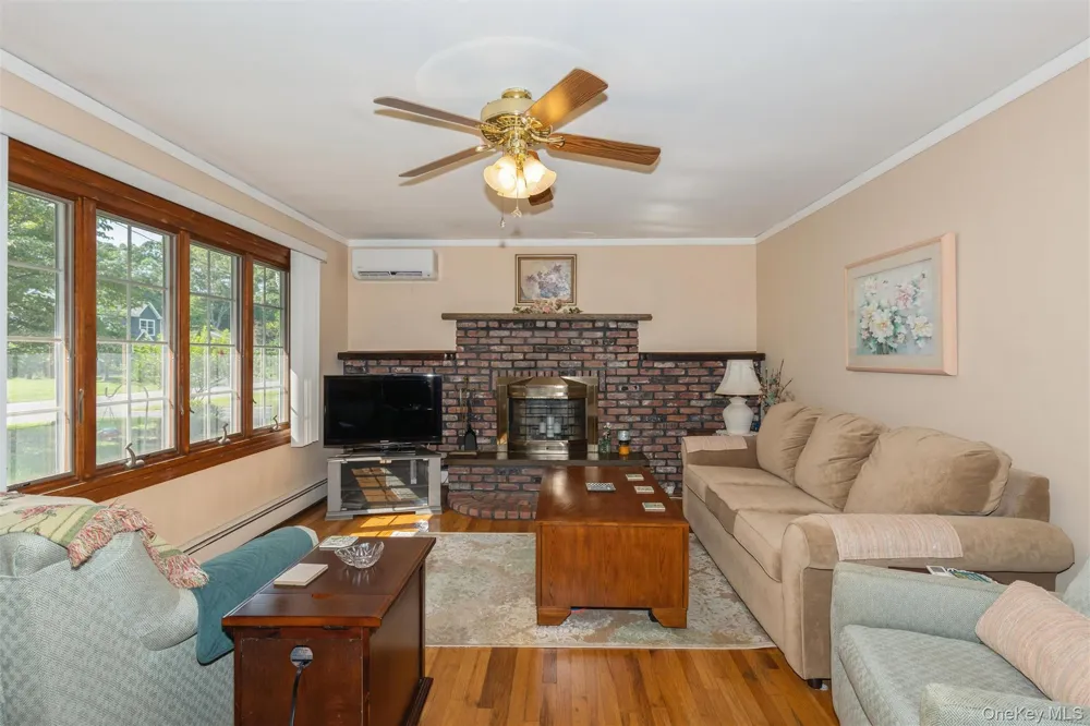 31 Cedar Branch Street Middle Island, NY 11953