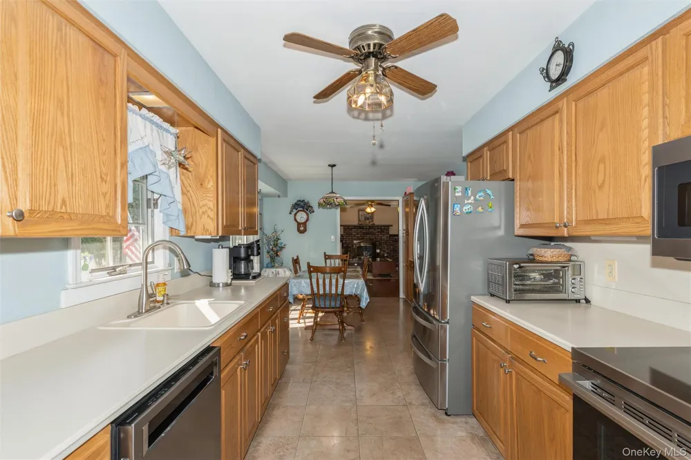 31 Cedar Branch Street Middle Island, NY 11953