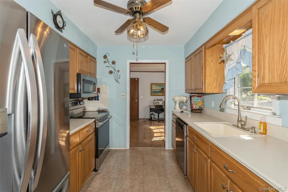 31 Cedar Branch Street Middle Island, NY 11953