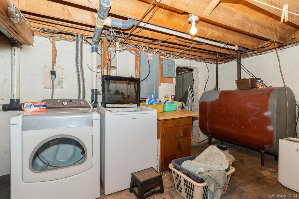 31 Cedar Branch Street Middle Island, NY 11953