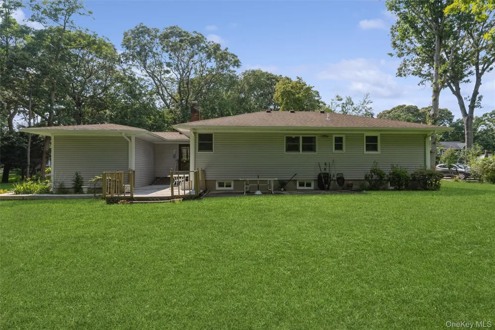 31 Cedar Branch Street Middle Island, NY 11953