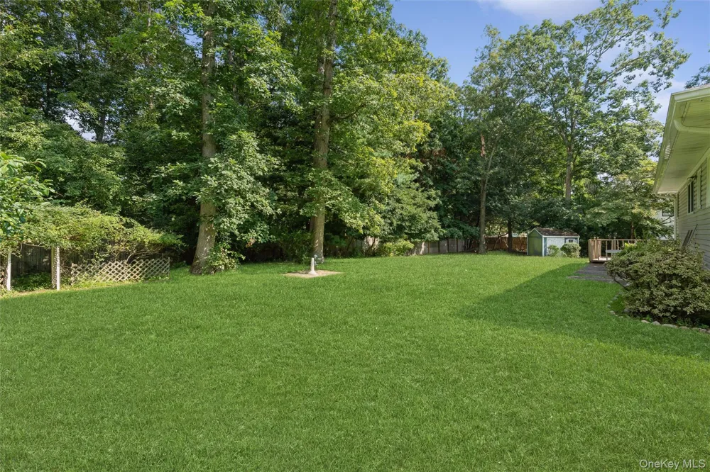 31 Cedar Branch Street Middle Island, NY 11953