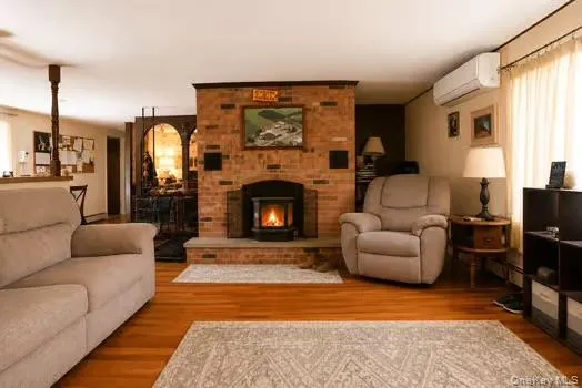 398 Scotchtown Road Goshen, NY 10924