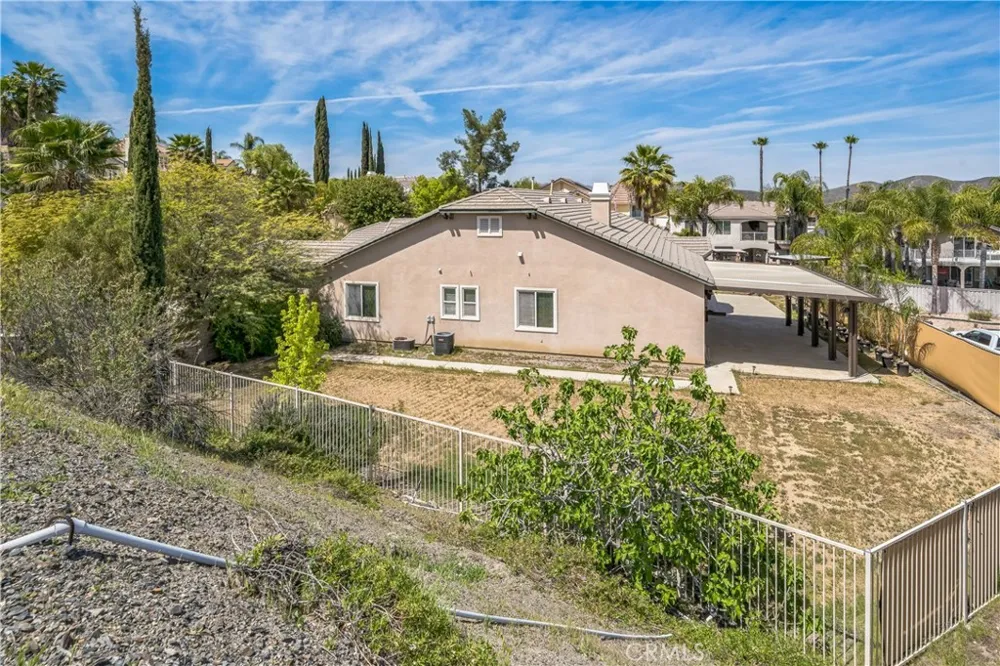 2 Villa Roma Lake Elsinore, CA 92532