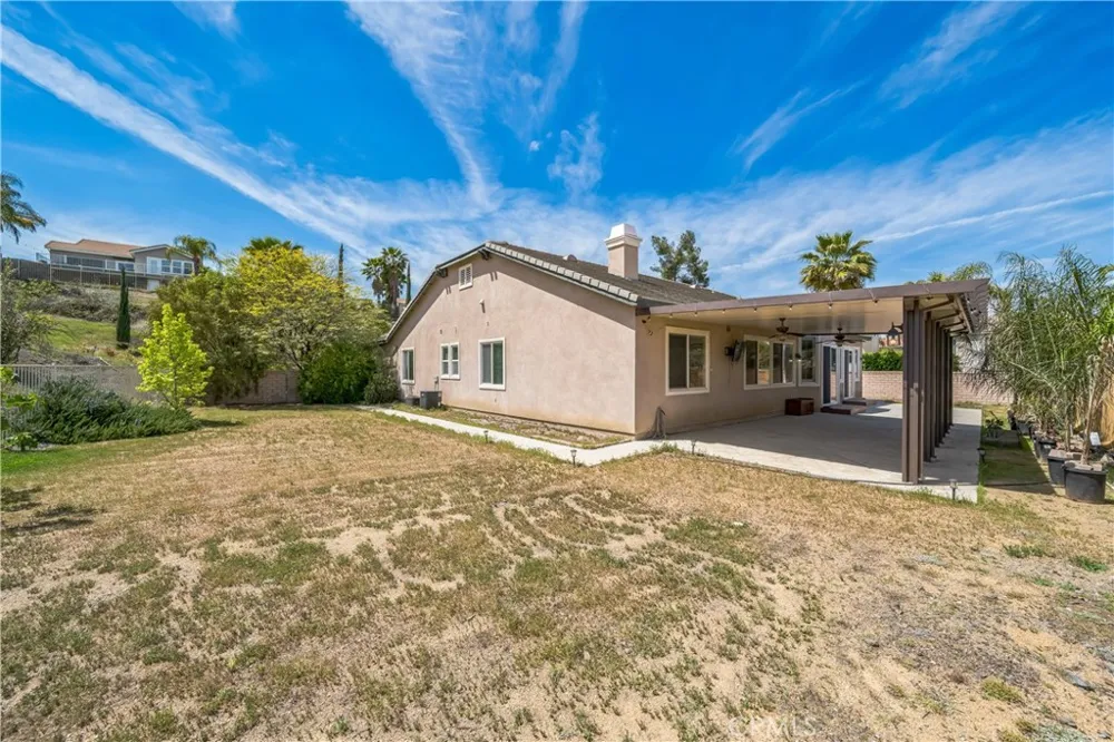 2 Villa Roma Lake Elsinore, CA 92532