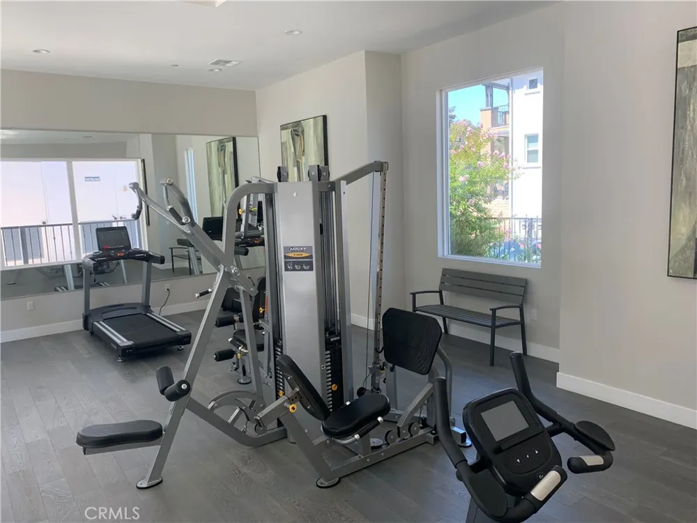 15 Brookline Way Pomona, CA 91766