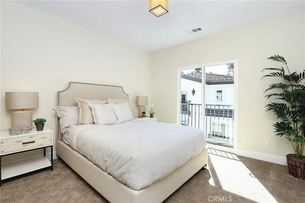 15 Brookline Way Pomona, CA 91766