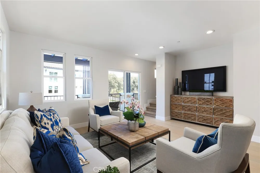 15 Brookline Way Pomona, CA 91766