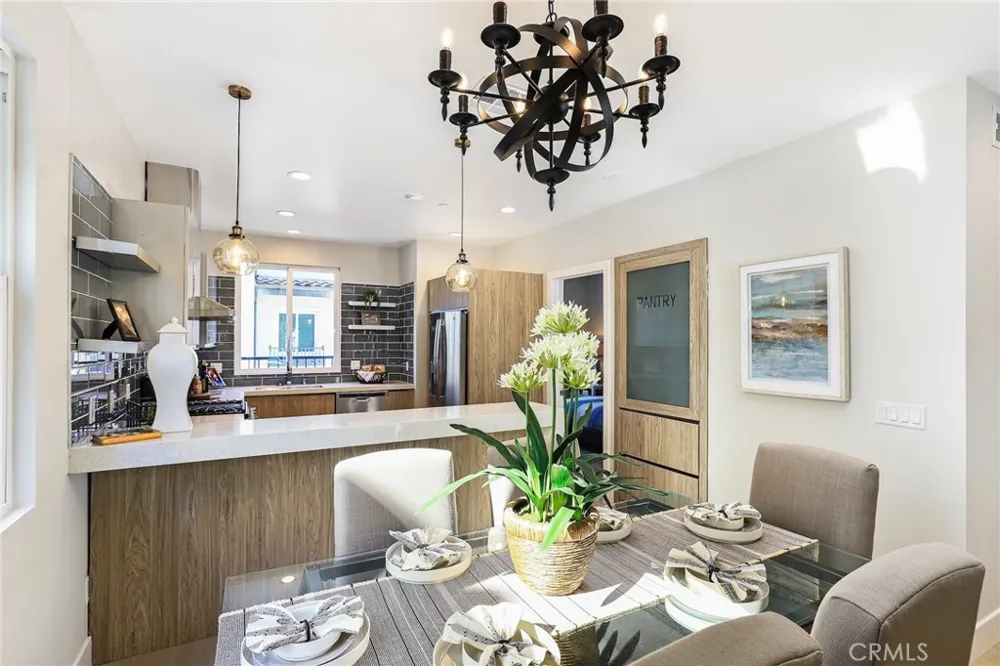 15 Brookline Way Pomona, CA 91766