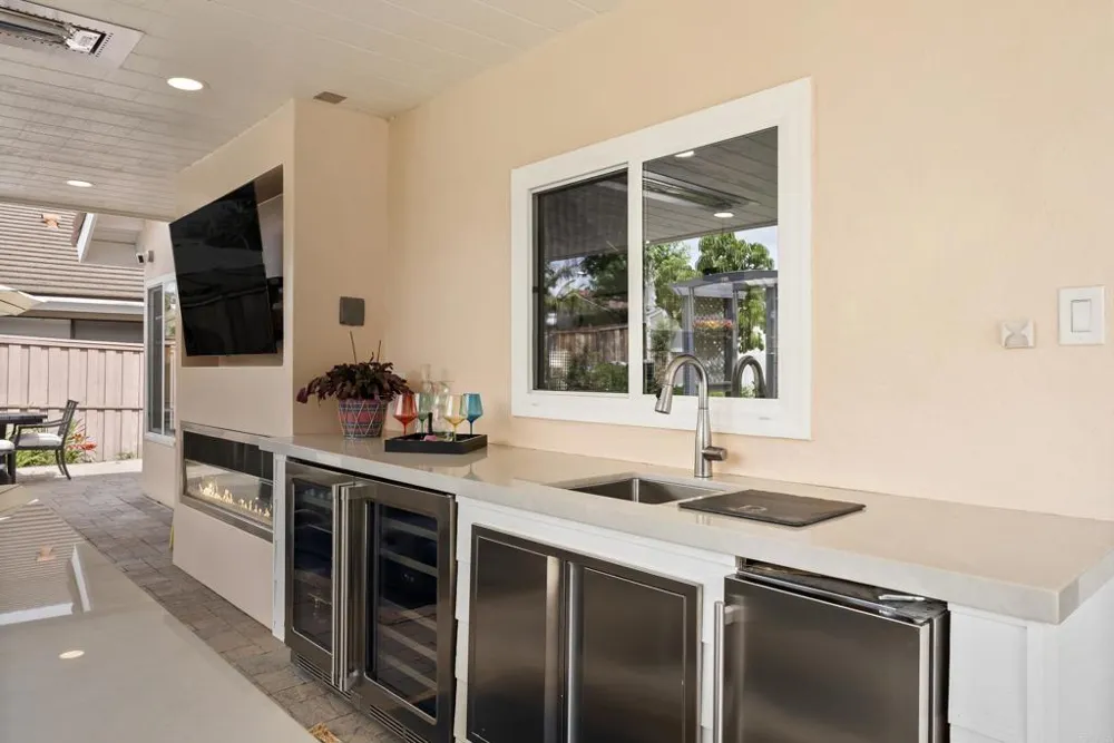 1504 Valleda Lane Encinitas, CA 92024