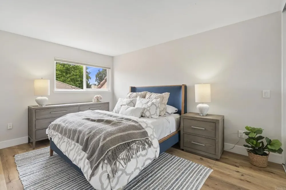 1504 Valleda Lane Encinitas, CA 92024