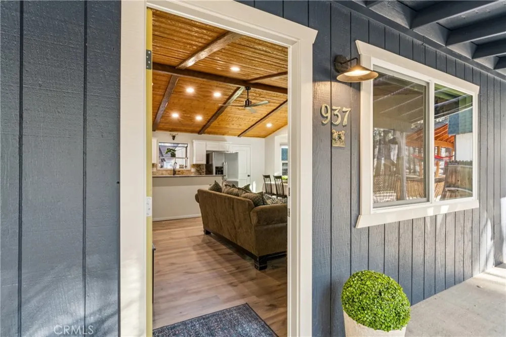 937 E Fairway Big Bear City, CA 92314