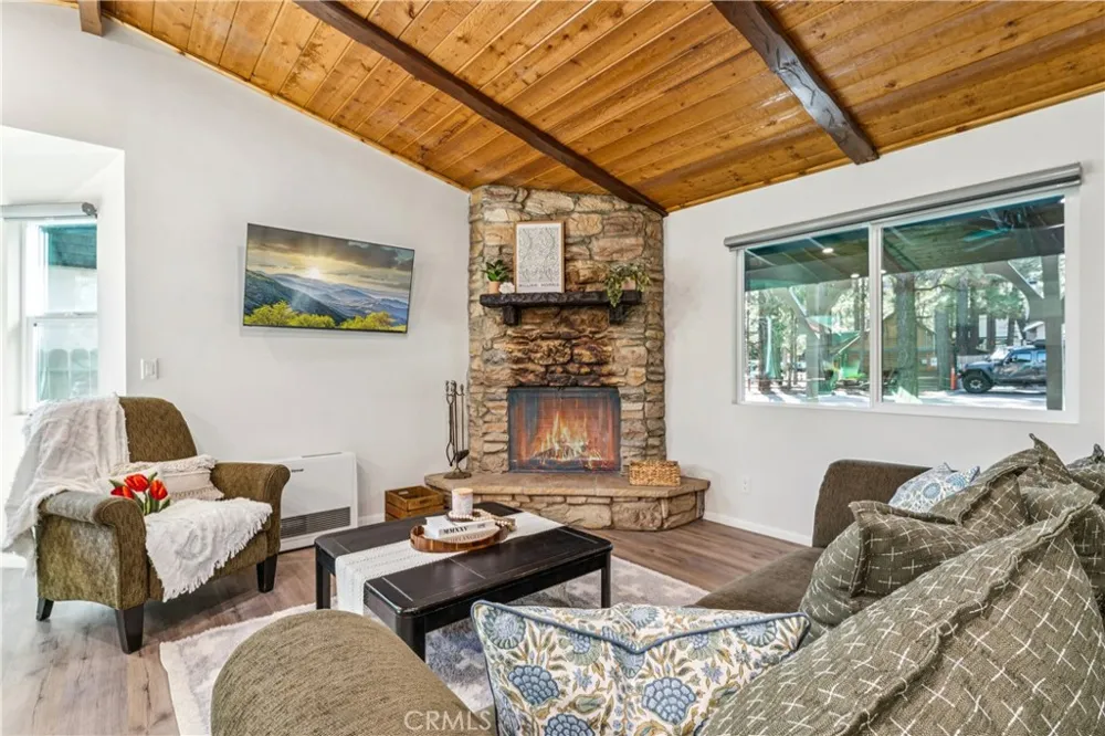 937 E Fairway Big Bear City, CA 92314