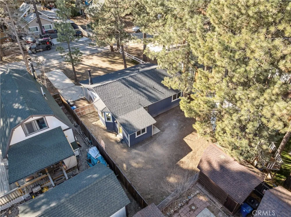 937 E Fairway Big Bear City, CA 92314
