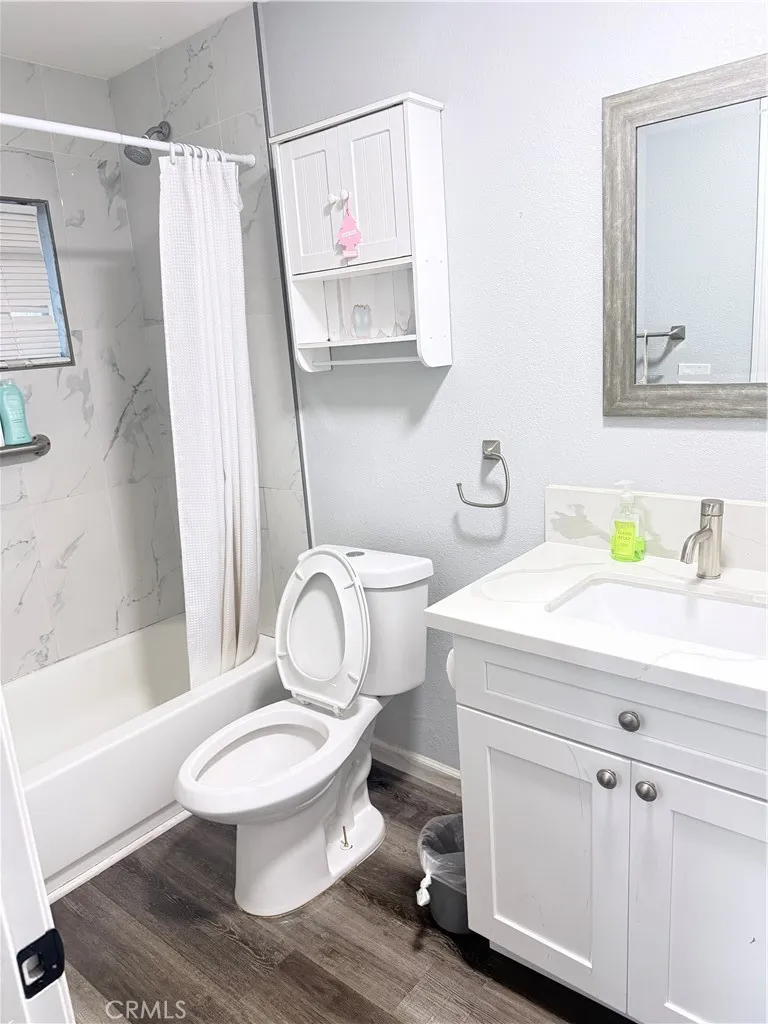 1003 Elsberry La Puente, CA 91744