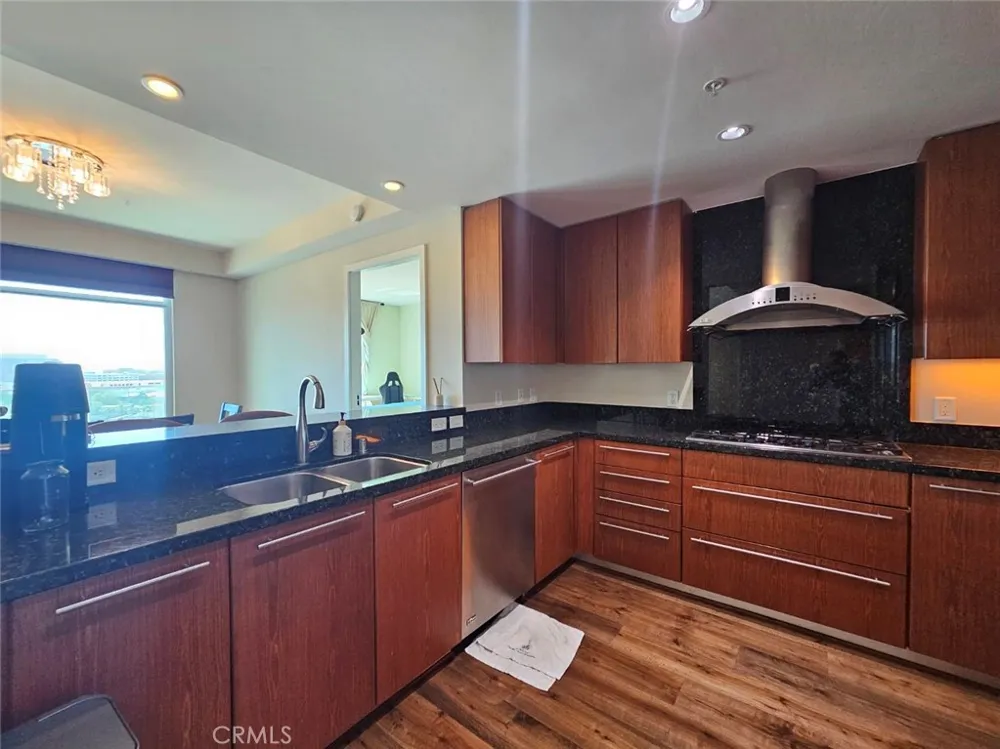 3131 Michelson #1206 Irvine, CA 92612