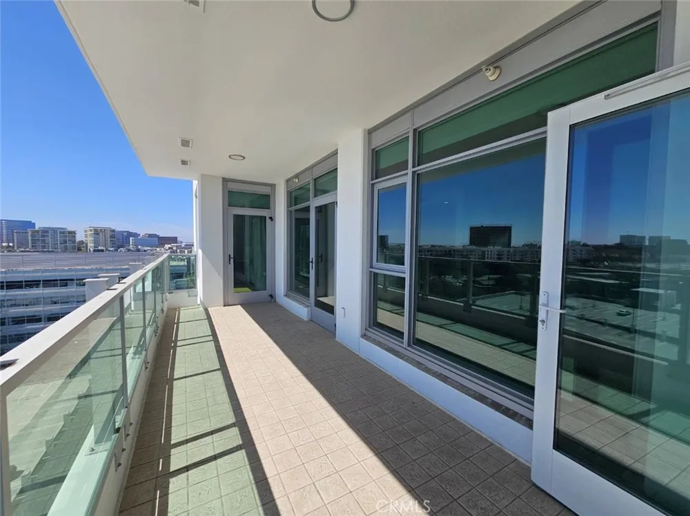 3131 Michelson #1206 Irvine, CA 92612
