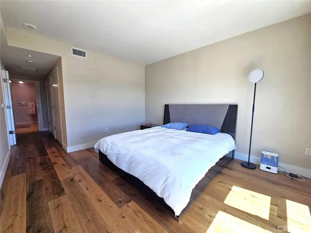3131 Michelson #1206 Irvine, CA 92612