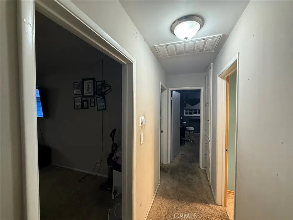 8568 Evergreen Fontana, CA 92335