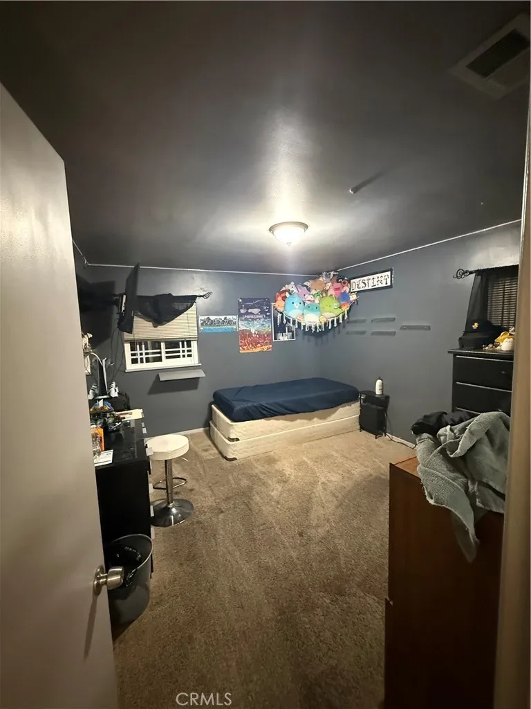 8568 Evergreen Fontana, CA 92335