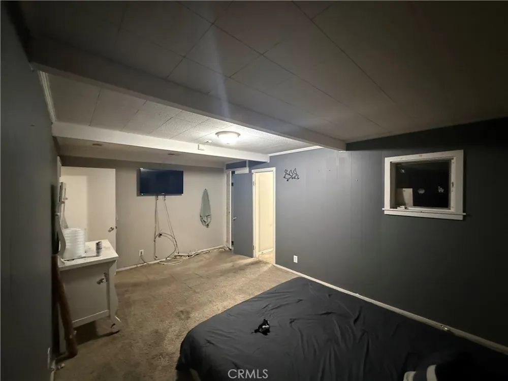 8568 Evergreen Fontana, CA 92335