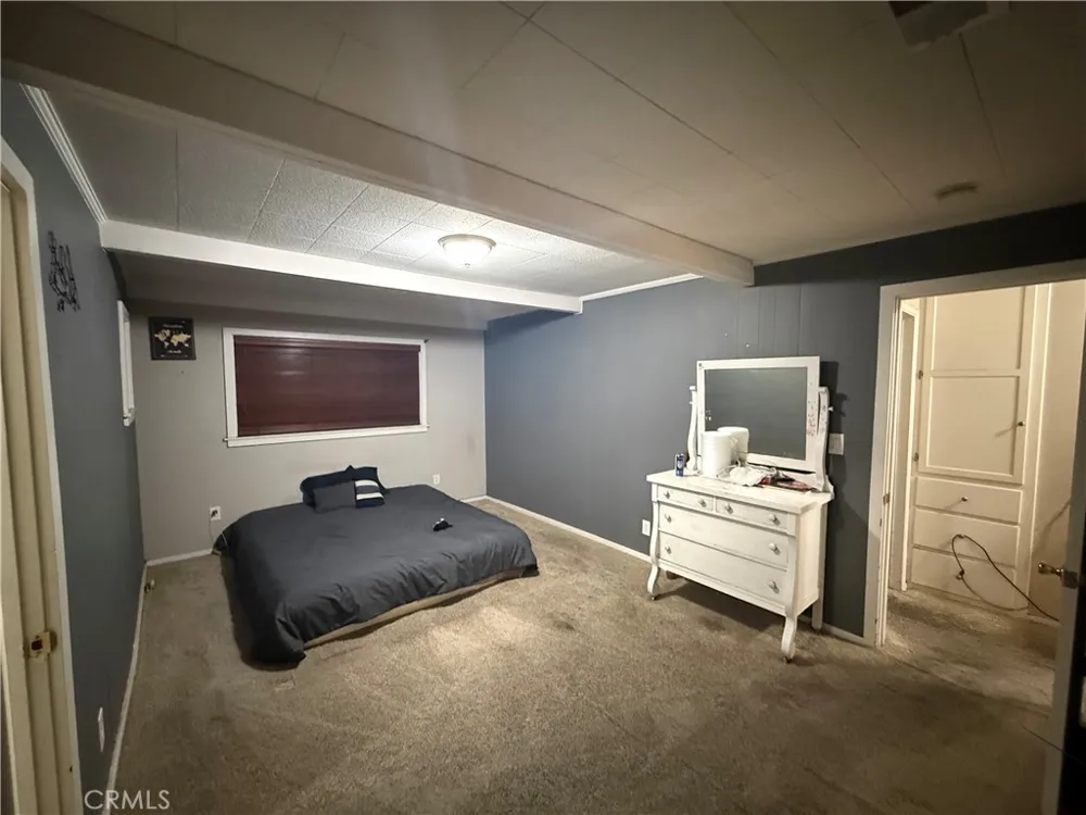 8568 Evergreen Fontana, CA 92335
