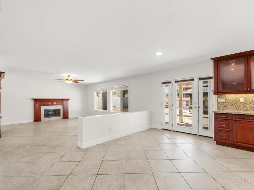 23133 Teil Glen Road Wildomar, CA 92595