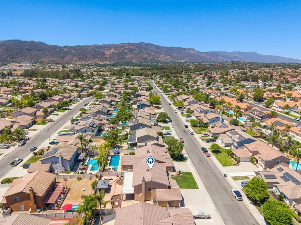 23133 Teil Glen Road Wildomar, CA 92595