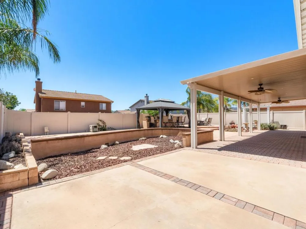 23133 Teil Glen Road Wildomar, CA 92595