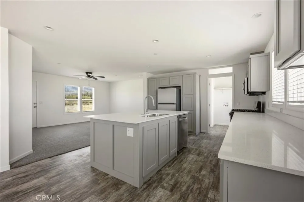 1775 Saratoga Road Pinon Hills, CA 92372