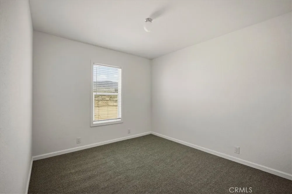 1775 Saratoga Road Pinon Hills, CA 92372