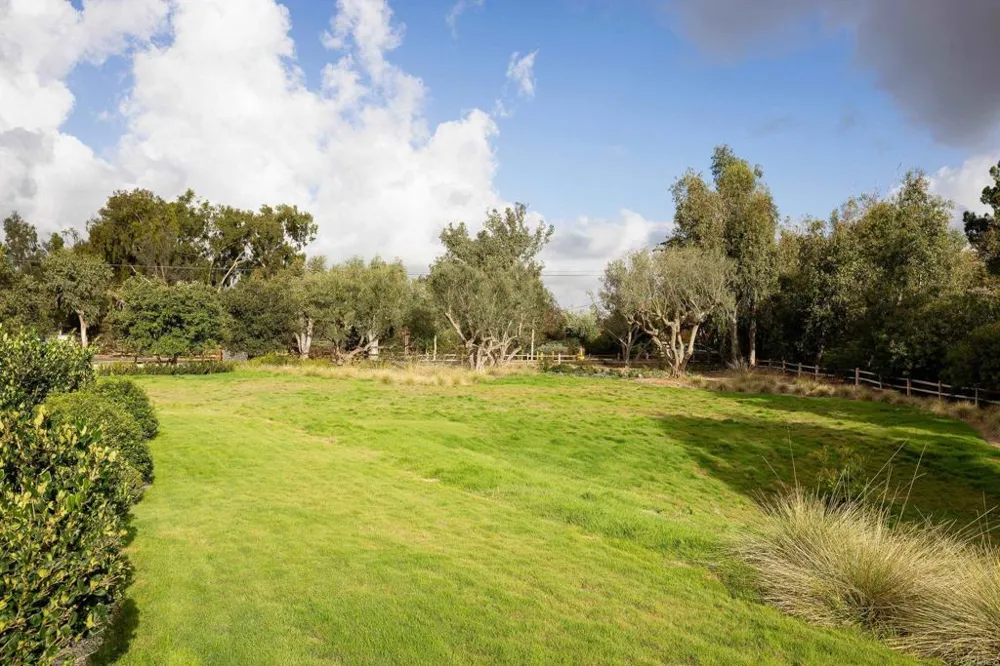 17845 Via De Fortuna Rancho Santa Fe, CA 92067