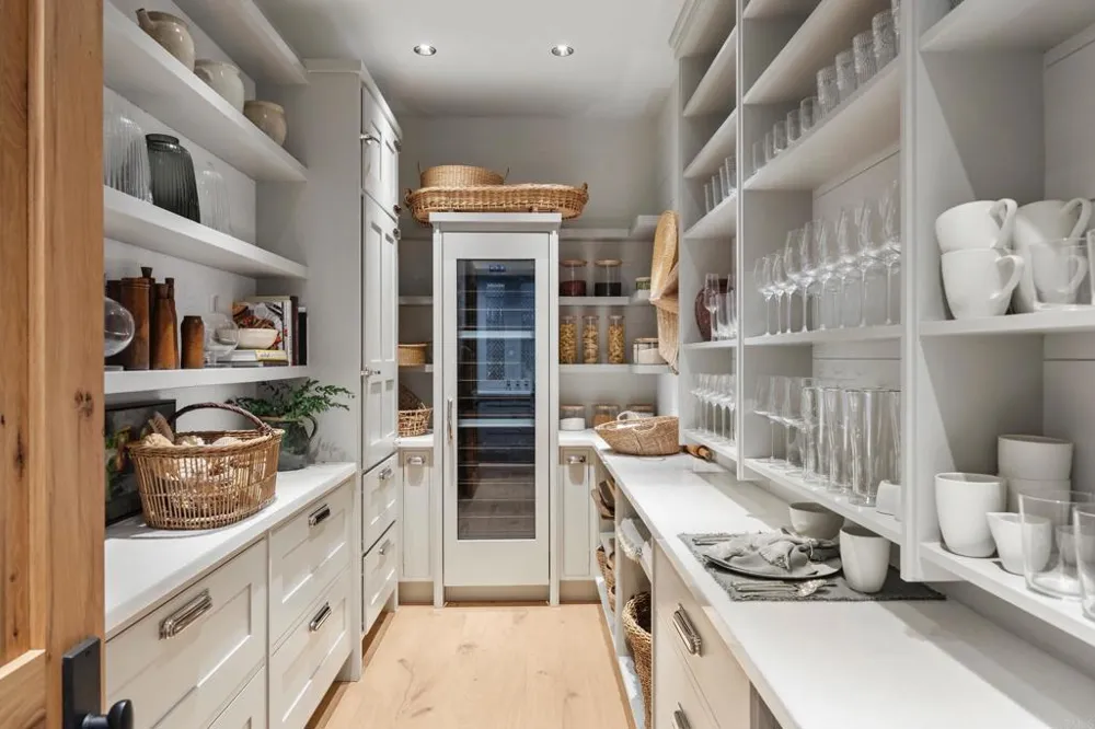 17845 Via De Fortuna Rancho Santa Fe, CA 92067