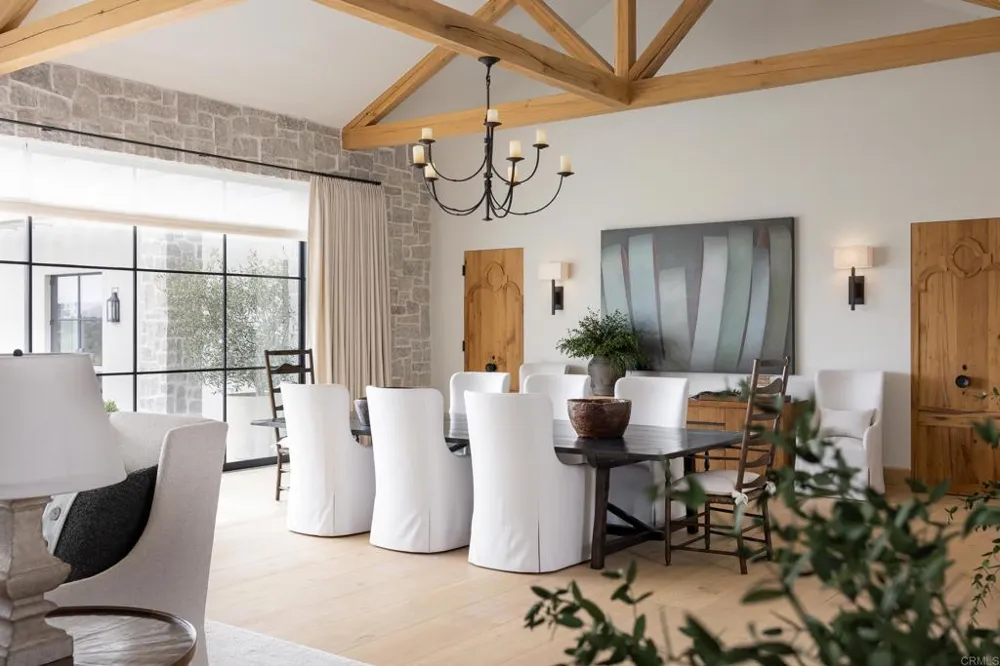 17845 Via De Fortuna Rancho Santa Fe, CA 92067