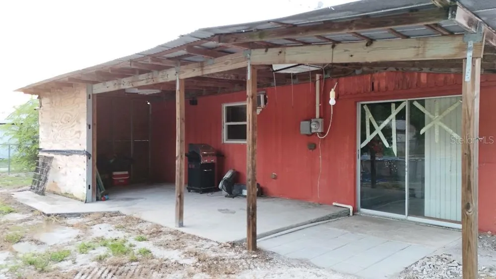 99 YALE AVENUE Frostproof, FL 33843