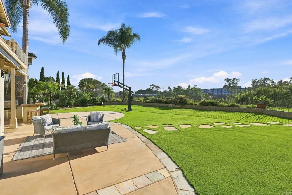 1023 Turnstone Road Carlsbad, CA 92011