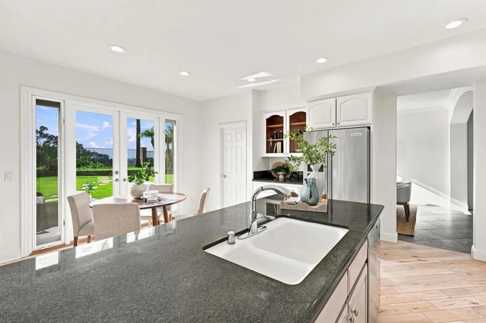 1023 Turnstone Road Carlsbad, CA 92011