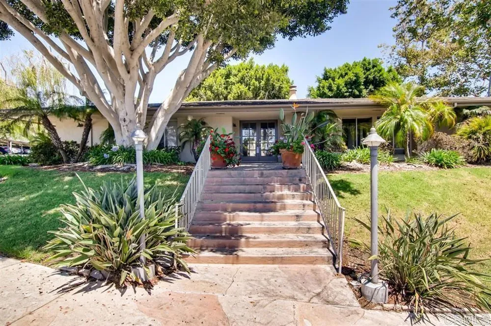 432 Edgehill Lane #156 Oceanside, CA 92054