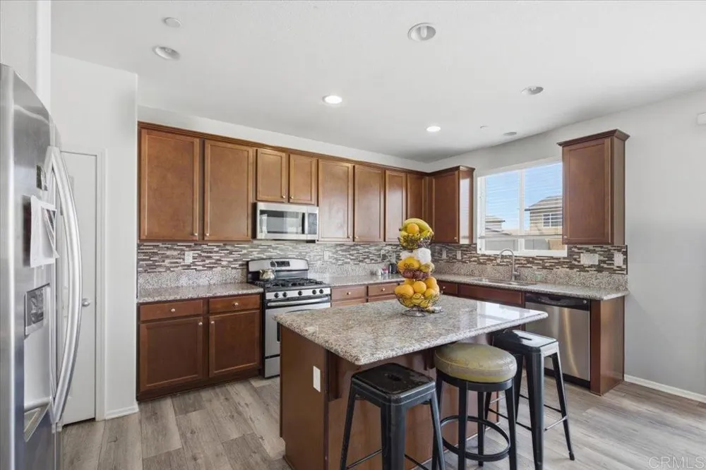 35125 Waimea Way Winchester, CA 92596