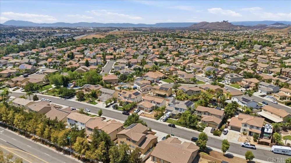 35125 Waimea Way Winchester, CA 92596