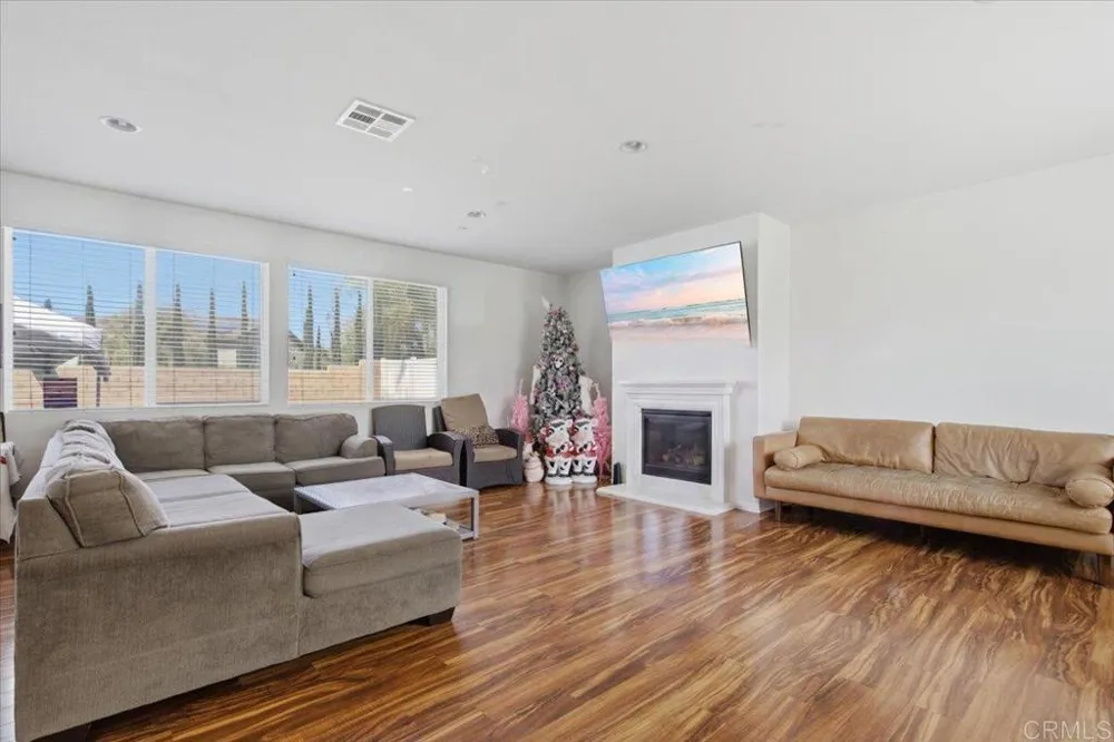 35125 Waimea Way Winchester, CA 92596