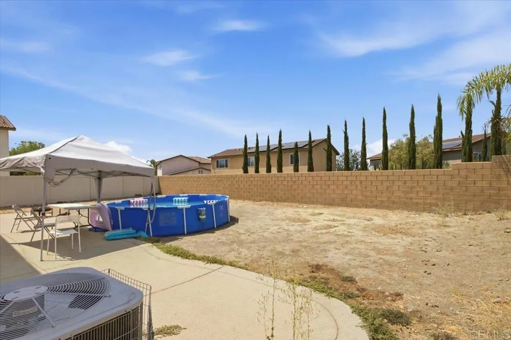35125 Waimea Way Winchester, CA 92596