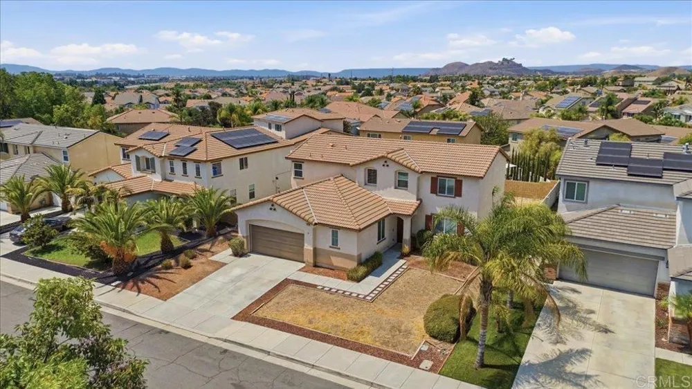 35125 Waimea Way Winchester, CA 92596