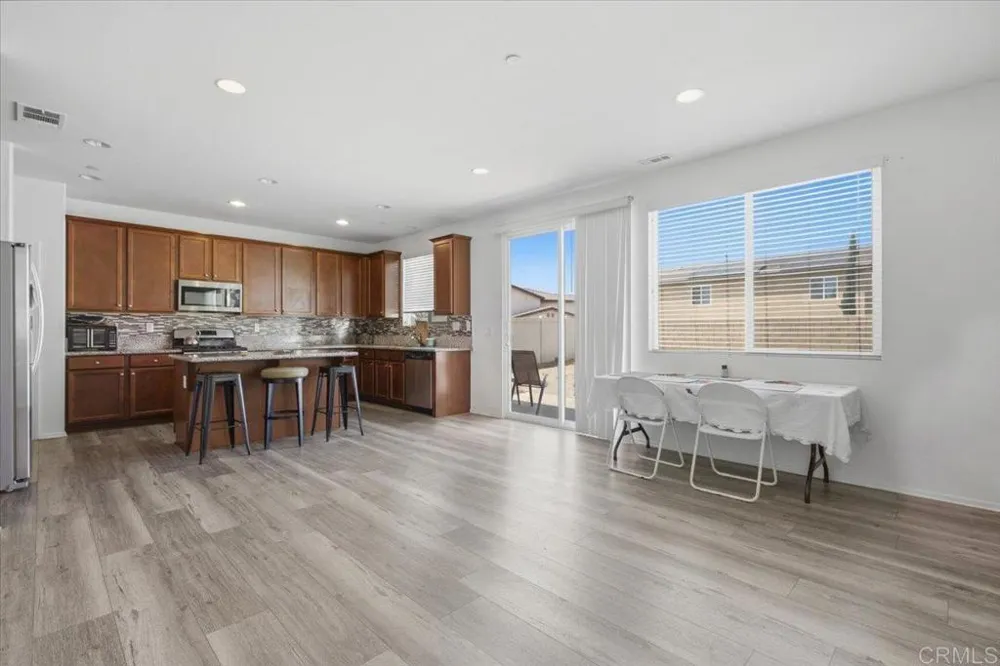 35125 Waimea Way Winchester, CA 92596