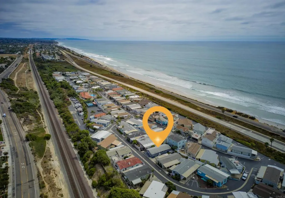 6503 Friendly Carlsbad, CA 92011
