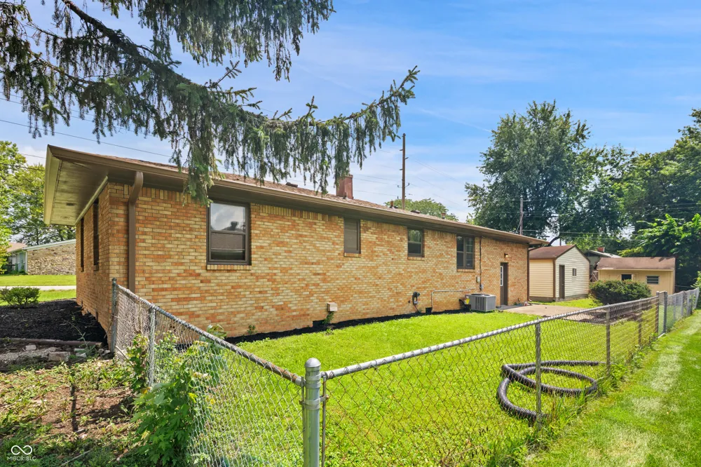 340 Edmondson Avenue Indianapolis, IN 46219