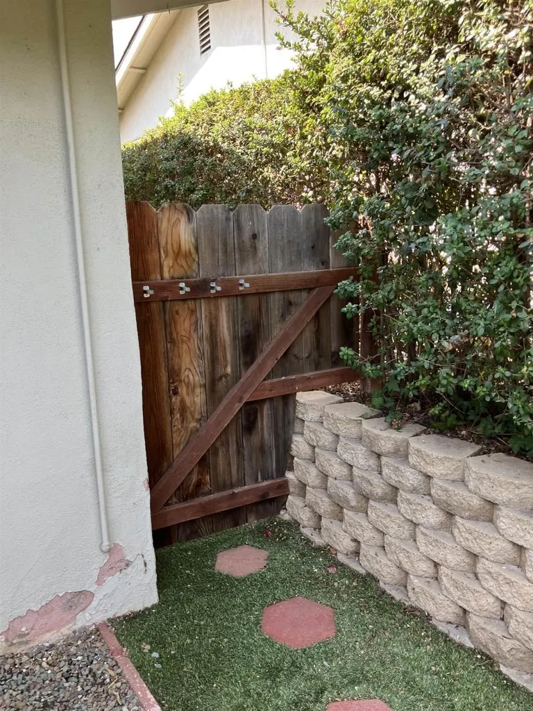 1866 Fairway Park Circle #A Escondido, CA 92026