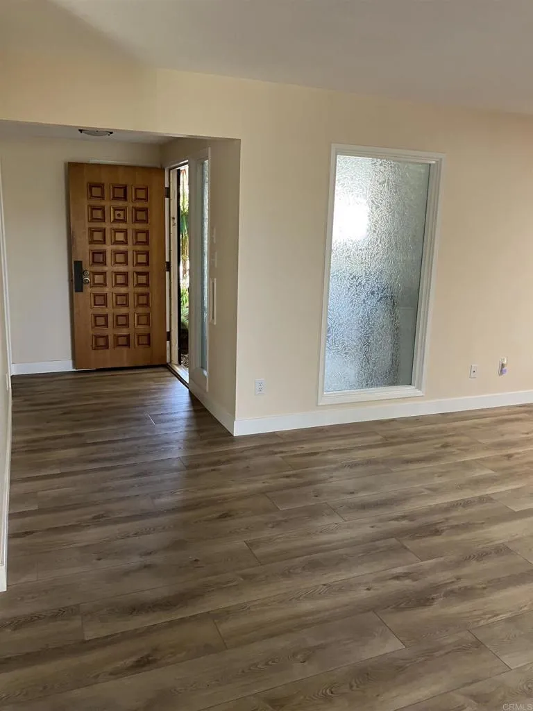 1866 Fairway Park Circle #A Escondido, CA 92026